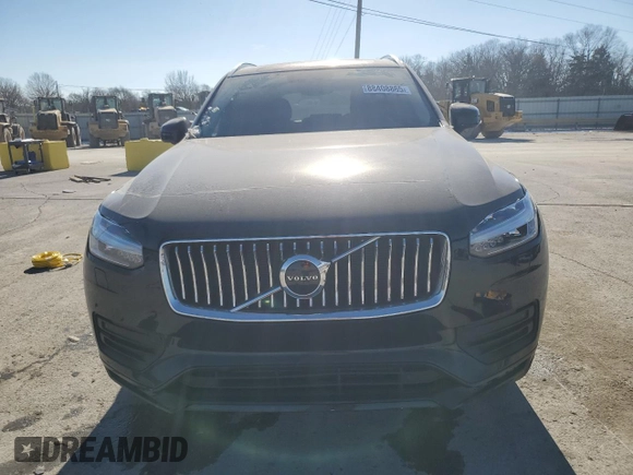 2021 Volvo XC90 Momentum with VIN YV4A22PK3M1717801, listed as a Copart auction lot 88408865 with 35,414 mi miles and Clean title. Bid and sale history available at DreamBid. Image 5.