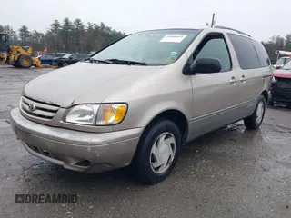 2003 Toyota Sienna LE with VIN 4T3ZF13C93U534860, listed as a IAAI auction lot 41800054 with 214,414 mi miles. Bid and sale history available at carsss.com. Image 2.