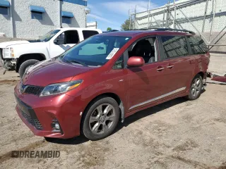 2019 Toyota Sienna SE с VIN 5TDEZ3DC6KS219708, выставлен на аукционе Copart как лот 53881225 с пробегом 116 807 миль миль и Списание • Salvage title. История ставок и продаж доступна на DreamBid. Изображение 1.