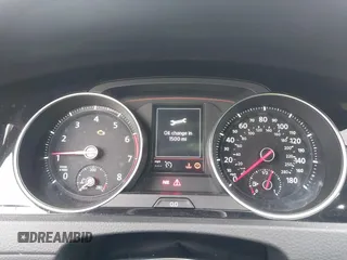 2018 Volkswagen Golf GTI S with VIN 3VW447AUXJM275709, listed as a IAAI auction lot 41282474 with 136,496 mi miles. Bid and sale history available at carsss.com. Image 7.