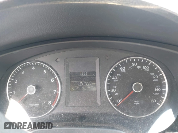 2013 Volkswagen Jetta SE с VIN 3VWDX7AJ0DM230540, выставлен на аукционе IAAI как лот 42655123 с пробегом 157 950 миль миль и . История ставок и продаж доступна на DreamBid. Изображение 7.