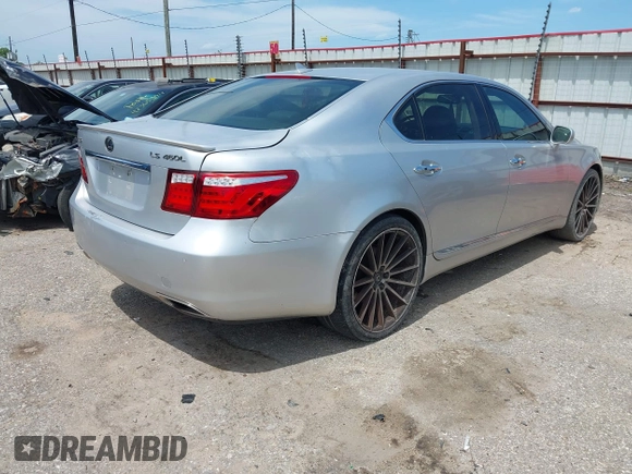 2007 Lexus LS 460 L with VIN JTHGL46F975020154, listed as a IAAI auction lot 42369197 with 136,158 mi miles and . Bid and sale history available at DreamBid. Image 4.