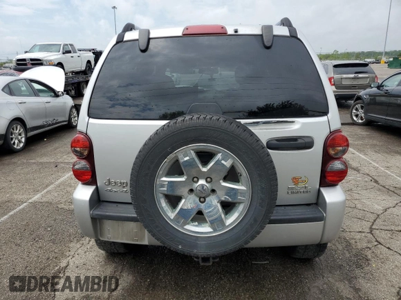 2005 Jeep Liberty Limited z VIN 1J4GL58K15W650799, wystawiony jako Copart lot #56036635 z przebiegiem 147 321 mil mil oraz Szkoda całkowita • Salvage title. Historia ofert i sprzedaży dostępna na DreamBid. Obrazek 6.