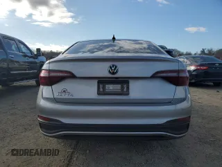 2022 Volkswagen Jetta z VIN 3VWNM7BU1NM022691, wystawiony jako Copart lot #81327324 z przebiegiem Nie podano mil oraz Szkoda całkowita • Salvage title. Historia ofert i sprzedaży dostępna na DreamBid. Obrazek 6.