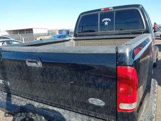 2005 Ford Super Duty F-250 XL with VIN 1FTSW21P85EB34151, listed as a IAAI auction lot 41712382 with 201,481 mi miles. Bid and sale history available at carsss.com. Image 16.