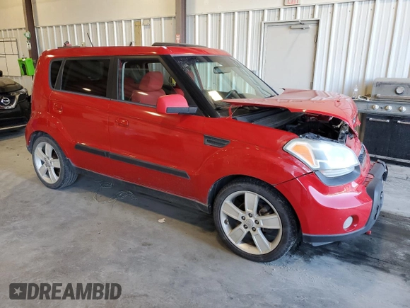2010 Kia Soul + with VIN KNDJT2A22A7066680, listed as a Copart auction lot 41416425 with 197,859 mi miles and Non Repairable. Bid and sale history available at carsss.com. Image 4.