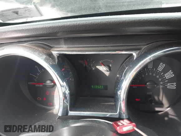 2007 Ford Mustang Deluxe with VIN 1ZVFT80N375332942, listed as a IAAI auction lot 42247026 with 91,352 mi miles and . Bid and sale history available at DreamBid. Image 7.