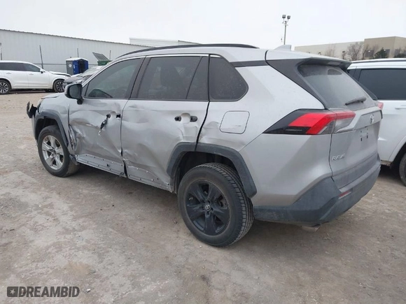 2019 Toyota RAV4 XLE with VIN 2T3W1RFV3KC032794, listed as a IAAI auction lot 41360203 with 1 mi miles. Bid and sale history available at carsss.com. Image 3.