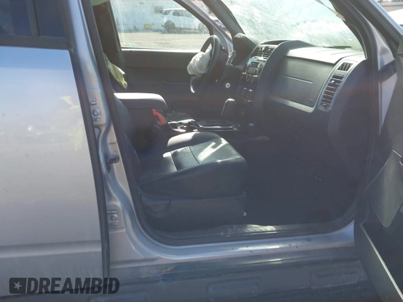 2012 Ford Escape Limited with VIN 1FMCU9EG9CKC77651, listed as a IAAI auction lot 41659801 with Not Provided miles and . Bid and sale history available at DreamBid. Image 5.