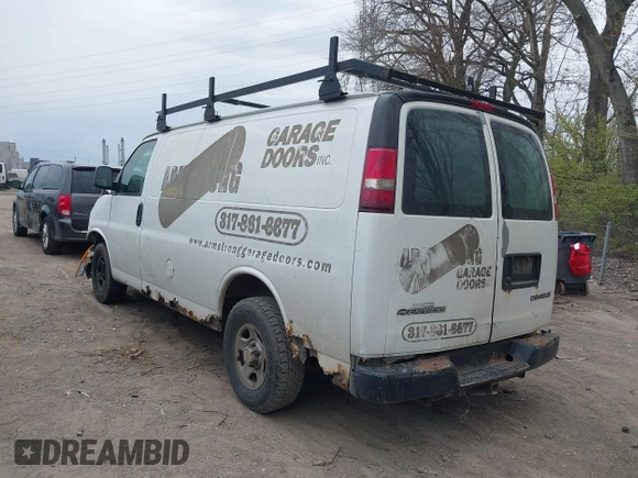2004 Chevrolet Express Cargo z VIN 1GCFG15X141175066, wystawiony jako IAAI lot #42072307 z przebiegiem 279 939 mil mil oraz . Historia ofert i sprzedaży dostępna na DreamBid. Obrazek 3.