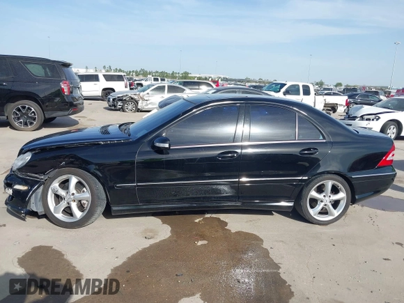2006 Mercedes-Benz C Sport with VIN WDBRF52H46E021580, listed as a IAAI auction lot 41843935 with 78,991 mi miles. Bid and sale history available at carsss.com. Image 14.