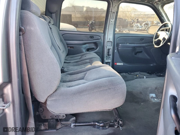 2006 Chevrolet Silverado 2500HD LT1 with VIN 1GCHK23246F133033, listed as a Copart auction lot 84415664 with NaN miles and Salvage Title. Bid and sale history available at carsss.com. Image 11.