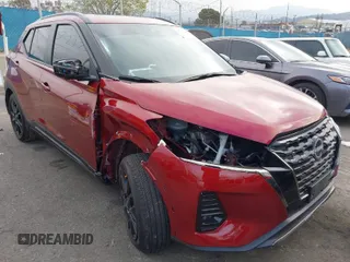 2024 Nissan Kicks SR with VIN 3N1CP5DV5RL484763, listed as a IAAI auction lot 41755882 with 15,804 mi miles. Bid and sale history available at carsss.com. Image 1.