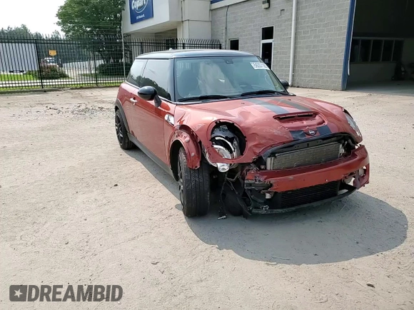 2013 MINI Hardtop S with VIN WMWSV3C52DT396176, listed as a Copart auction lot 59207165 with 104,194 mi miles and Salvage title. Bid and sale history available at DreamBid. Image 13.