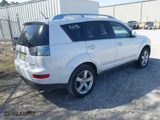 2007 Mitsubishi Outlander XLS with VIN JA4MS41X77Z010619, listed as a IAAI auction lot 41720800 with 217,070 mi miles. Bid and sale history available at carsss.com. Image 4.