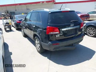 2013 Kia Sorento LX with VIN 5XYKT3A64DG363163, listed as a IAAI auction lot 42811435 with 199,427 mi miles and . Bid and sale history available at DreamBid. Image 3.