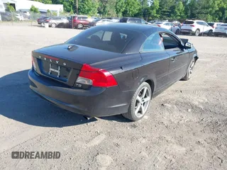2011 Volvo C70 с VIN YV1672MC6BJ114811, выставлен на аукционе IAAI как лот 42296694 с пробегом 130 134 миль миль и . История ставок и продаж доступна на DreamBid. Изображение 4.