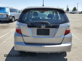 2010 Honda Fit Sport with VIN JHMGE8H69AS025801, listed as a Copart auction lot 58416375 with 216,216 mi miles and Clean title. Bid and sale history available at DreamBid. Image 6.