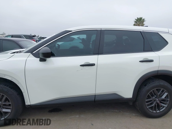 2023 Nissan Rogue S z VIN 5N1BT3AA1PC882132, wystawiony jako IAAI lot #42153341 z przebiegiem 29 164 mil mil oraz . Historia ofert i sprzedaży dostępna na DreamBid. Obrazek 15.