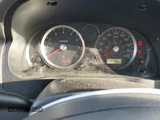 2005 Suzuki Aerio S z VIN JS2RA61S955250683, wystawiony jako Copart lot #69746534 z przebiegiem 251 452 mil mil oraz Szkoda całkowita • Salvage title. Historia ofert i sprzedaży dostępna na DreamBid. Obrazek 9.