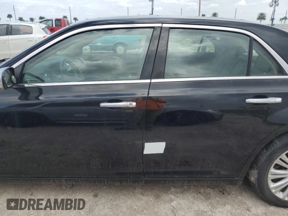 2013 Chrysler 300 Luxury Series with VIN 2C3CCASG7DH534199, listed as a Copart auction lot 75991324 with Not Provided miles and Salvage Title. Bid and sale history available at DreamBid. Image 12.