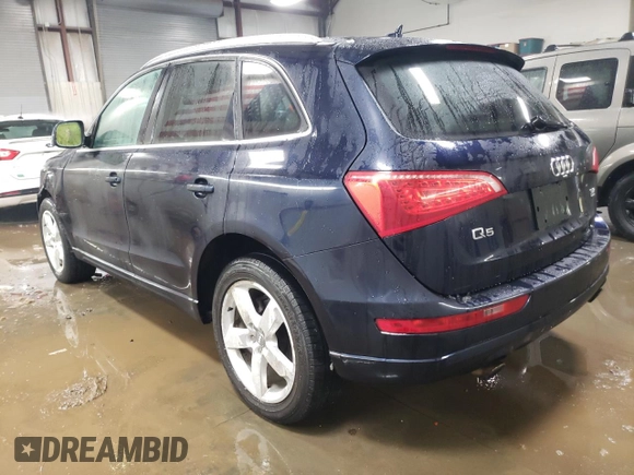 2010 Audi Q5 with VIN WA1LKBFP6AA005040, listed as a Copart auction lot 45344905 with 134,469 mi miles and Salvage title. Bid and sale history available at DreamBid. Image 2.