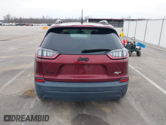 2019 Jeep Cherokee Latitude Plus with VIN 1C4PJMLB1KD319905, listed as a IAAI auction lot 41143311 with 98,694 mi miles. Bid and sale history available at carsss.com. Image 17.