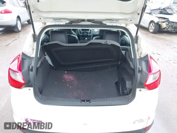 2014 Ford Focus Titanium with VIN 1FADP3N24EL184220, listed as a IAAI auction lot 42429610 with 172,575 mi miles and . Bid and sale history available at DreamBid. Image 18.
