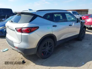 2020 Chevrolet Blazer LT with VIN 3GNKBCRS7LS706668, listed as a IAAI auction lot 41624983 with 103,917 mi miles and . Bid and sale history available at DreamBid. Image 4.