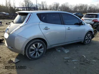 2015 Nissan LEAF SV with VIN 1N4AZ0CP2FC317732, listed as a Copart auction lot 39005553 with 116,896 mi miles. Bid and sale history available at carsss.com. Image 3.