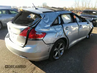 2010 Toyota Venza with VIN 4T3BK3BB0AU045200, listed as a IAAI auction lot 41813981 with Not Provided miles and . Bid and sale history available at carsss.com. Image 4.