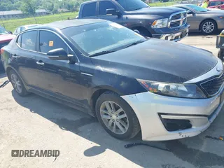 2013 Kia Optima LX z VIN KNAGM4A76D5302789, wystawiony jako IAAI lot #42244688 z przebiegiem Nie podano mil oraz . Historia ofert i sprzedaży dostępna na DreamBid. Obrazek 1.