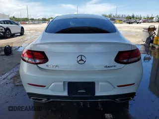 2017 Mercedes-Benz C 300 с VIN WDDWJ4KB5HF408991, выставлен на аукционе Copart как лот 60410545 с пробегом 71 829 миль миль и Списание • Salvage title. История ставок и продаж доступна на DreamBid. Изображение 6.