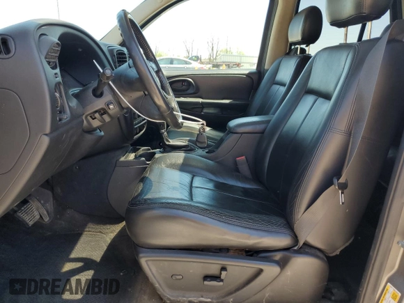 2008 Chevrolet TrailBlazer 3LT with VIN 1GNDT13S582192518, listed as a Copart auction lot 54717155 with 176,400 mi miles and Salvage Title. Bid and sale history available at DreamBid. Image 7.