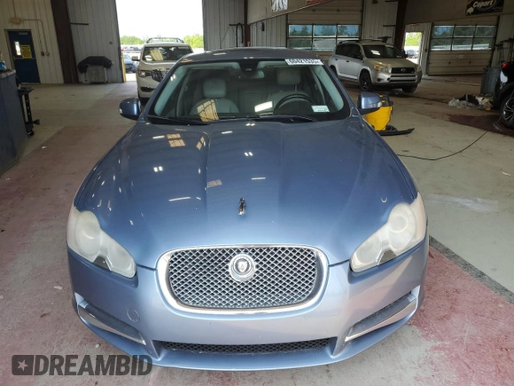 2009 Jaguar XF Premium Luxury z VIN SAJWA06B29HR00589, wystawiony jako Copart lot #60421535 z przebiegiem 163 525 mil mil oraz Czysty tytuł • Clean title. Historia ofert i sprzedaży dostępna na DreamBid. Obrazek 5.