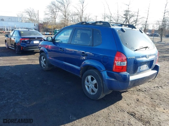 2008 Hyundai Tucson GLS with VIN KM8JM12B28U913372, listed as a IAAI auction lot 41541645 with 168,000 mi miles. Bid and sale history available at carsss.com. Image 3.