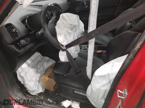 2022 MINI Countryman Cooper S with VIN WMZ83BR09N3P02526, listed as a Copart auction lot 84114224 with Not provided miles and Salvage title. Bid and sale history available at DreamBid. Image 7.