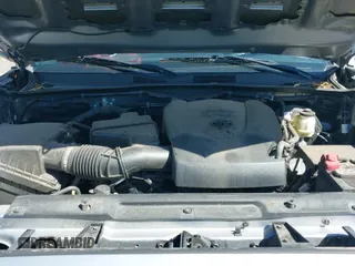 2021 Toyota Tacoma SR5 with VIN 3TMAZ5CN5MM154303, listed as a IAAI auction lot 42960114 with 44,013 mi miles and . Bid and sale history available at DreamBid. Image 19.
