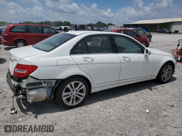 2013 Mercedes-Benz C 300 Sport с VIN WDDGF8AB8DG146385, выставлен на аукционе Copart как лот 60044345 с пробегом 86 768 миль миль и Чистый • Clean title. История ставок и продаж доступна на DreamBid. Изображение 3.