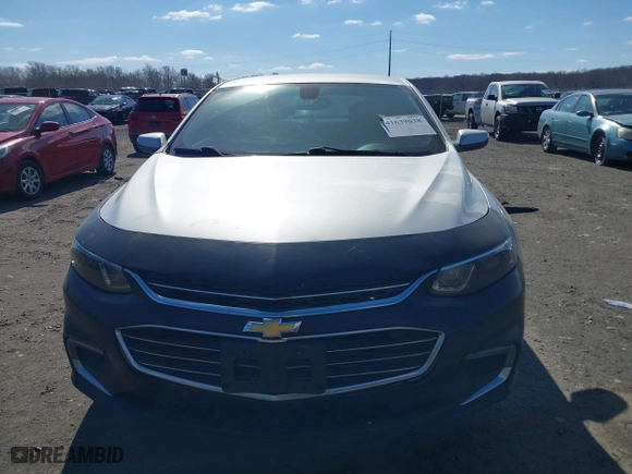 2018 Chevrolet Malibu LT with VIN 1G1ZD5ST2JF142177, listed as a IAAI auction lot 41639038 with 172,522 mi miles. Bid and sale history available at carsss.com. Image 12.