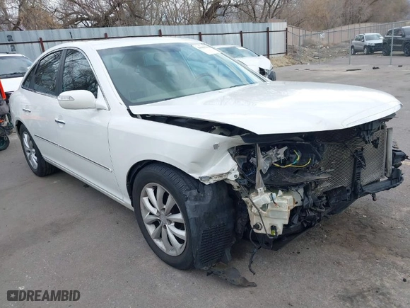 2007 Hyundai Azera SE with VIN KMHFC46F27A232569, listed as a IAAI auction lot 41906216 with 158,314 mi miles. Bid and sale history available at carsss.com. Image 1.
