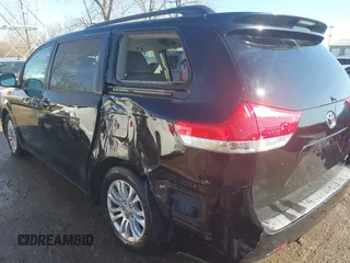 2011 Toyota Sienna XLE AAS with VIN 5TDYK3DC0BS030313, listed as a IAAI auction lot 41783766 with 267,937 mi miles. Bid and sale history available at carsss.com. Image 6.