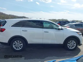 2020 Kia Sorento LX with VIN 5XYPGDA55LG613631, listed as a IAAI auction lot 41883791 with 107,759 mi miles and . Bid and sale history available at carsss.com. Image 13.