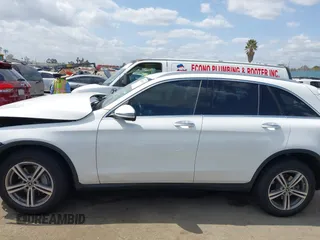 2022 Mercedes-Benz GLC with VIN W1N0G8DB0NV344579, listed as a IAAI auction lot 41915425 with 30,483 mi miles. Bid and sale history available at carsss.com. Image 15.