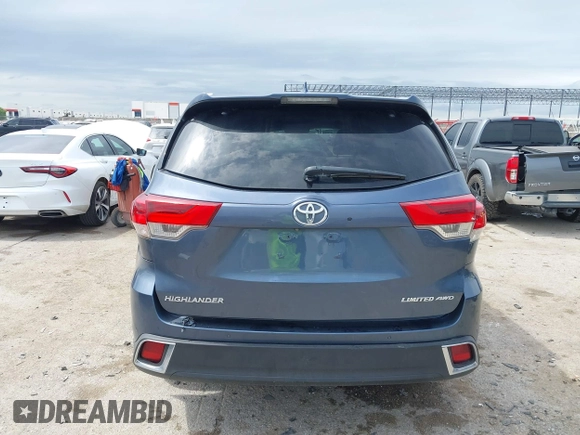 2019 Toyota Highlander Limited z VIN 5TDDZRFH5KS714411, wystawiony jako IAAI lot #42366943 z przebiegiem Nie podano mil oraz . Historia ofert i sprzedaży dostępna na DreamBid. Obrazek 15.