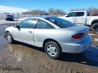 2000 Chevrolet Cavalier with VIN 1G1JC1240Y7441902, listed as a IAAI auction lot 41637287 with 102,499 mi miles. Bid and sale history available at carsss.com. Image 3.