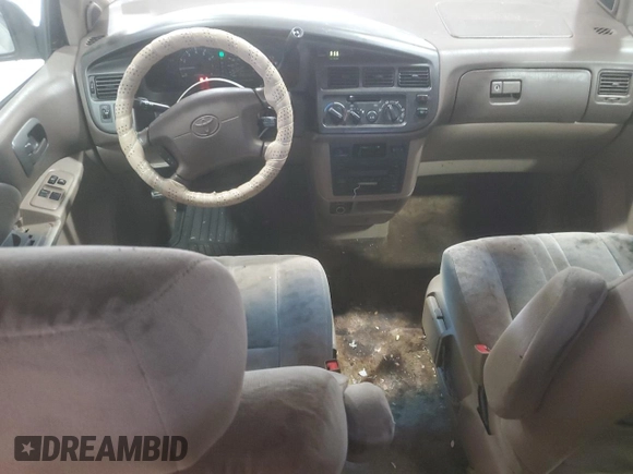2000 Toyota Sienna LE with VIN 4T3ZF13C6YU210501, listed as a Copart auction lot 56510955 with 253,950 mi miles and Salvage title. Bid and sale history available at DreamBid. Image 8.