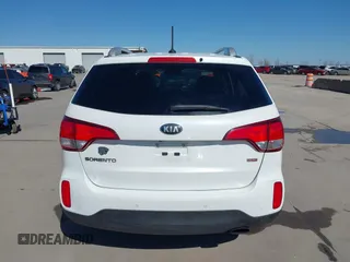 2014 Kia Sorento LX with VIN 5XYKTDA73EG471659, listed as a IAAI auction lot 41704991 with 118,617 mi miles. Bid and sale history available at carsss.com. Image 16.
