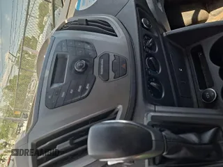 2016 Ford Transit Cargo с VIN 1FTYE1YM0GKB15648, выставлен на аукционе IAAI как лот 42679254 с пробегом 135 283 миль миль и . История ставок и продаж доступна на DreamBid. Изображение 3.