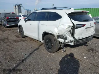 2023 Toyota Highlander L with VIN 5TDKDRBH7PS001917, listed as a IAAI auction lot 41619652 with 70,287 mi miles. Bid and sale history available at carsss.com. Image 3.